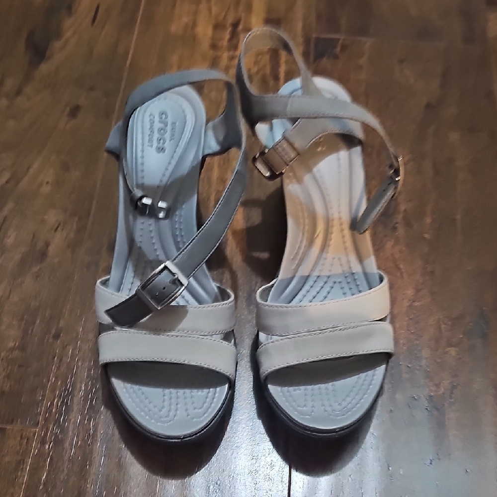 CROCS Women's Grey Strap Wedge Sandals